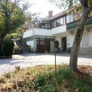 rezervirajte ovdje